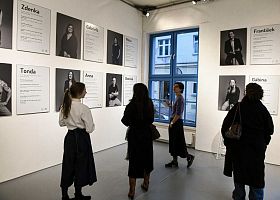 výstava Pečovat je síla knihovna Jihlava_jak pečovat o blízké